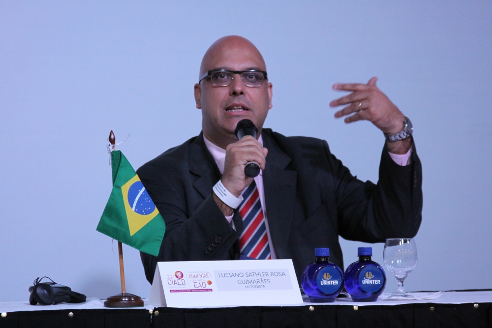{45ECB846-6F9C-4034-8A6B-0D379B676DE7}_Luciano_Sathler_22Ciaed_2016_UNASP_NinaAmado.jpg